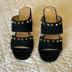 Adrienne Vittadini "Anisette" slide Sandal Mule black sz 7M block heel studded